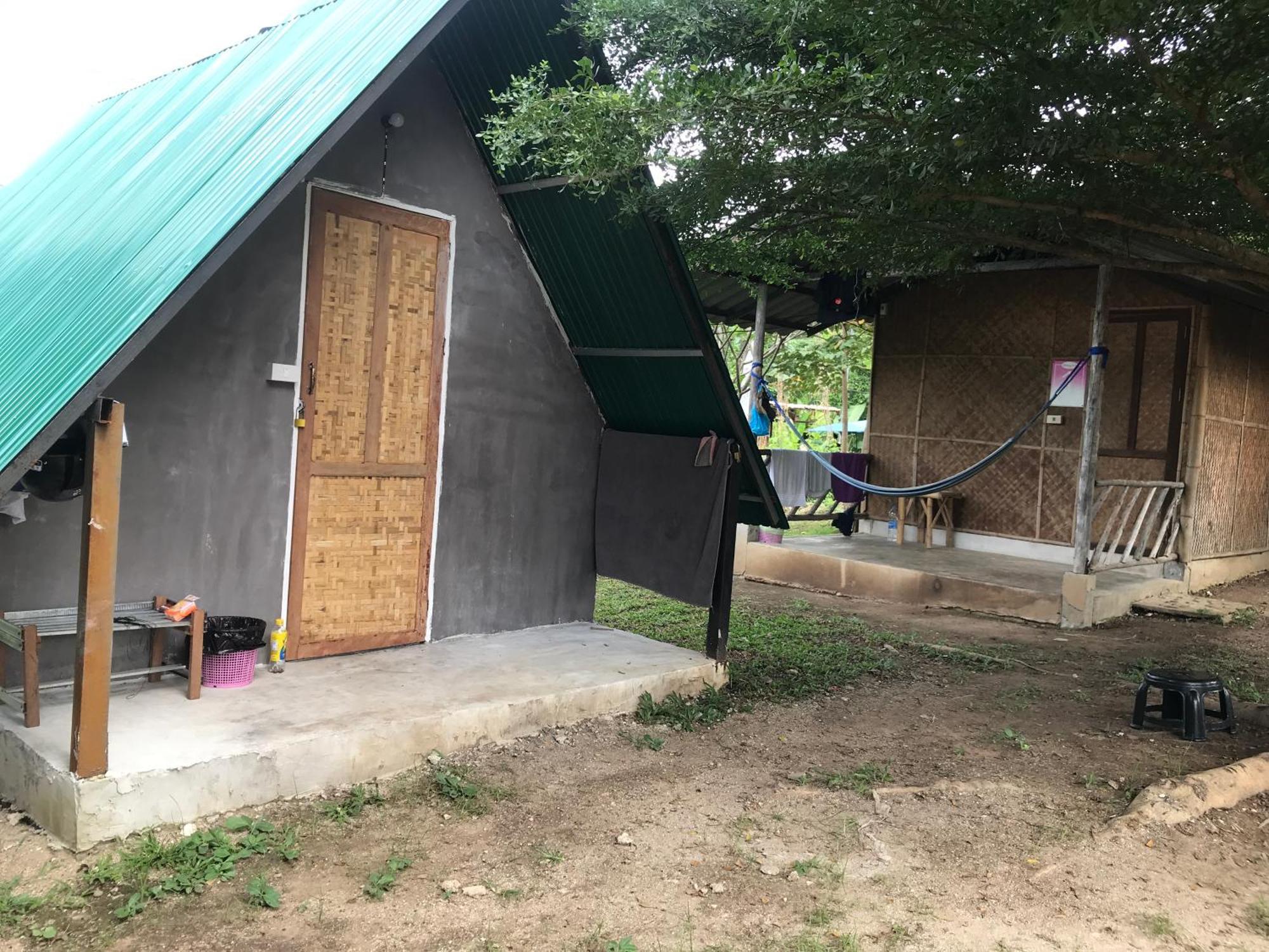 Pai Sleepy Hut Guest House Exterior photo