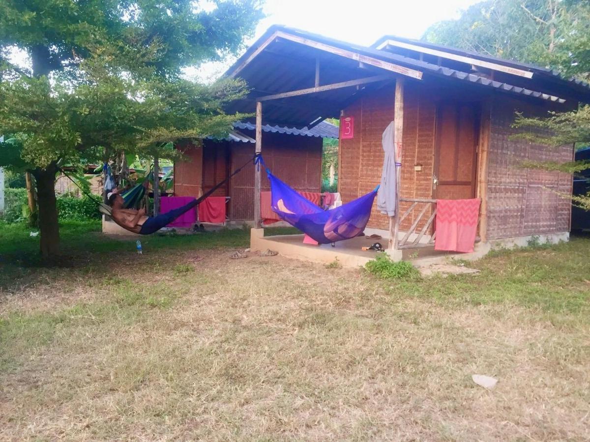 Pai Sleepy Hut Guest House Exterior photo